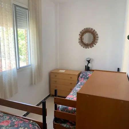 Apartment Urb Vosa. Piso Amueblado. Wifi. Aa. 3 Dormitorios. Con Plaza De Garaje